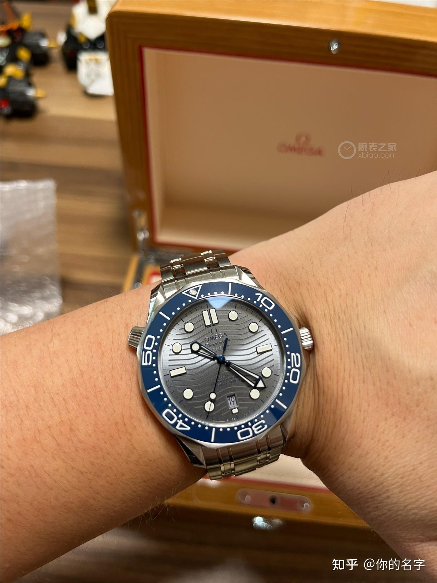 欧米茄跟劳力士品牌差距多远?