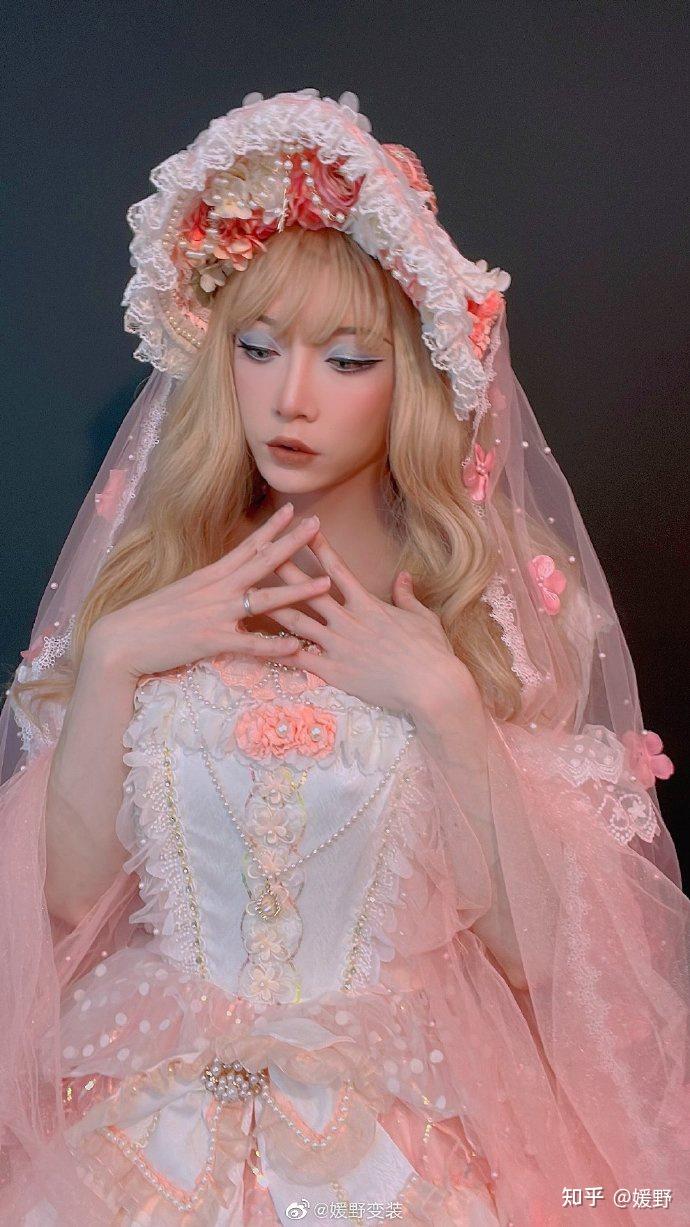 女装被室友发现怎么办