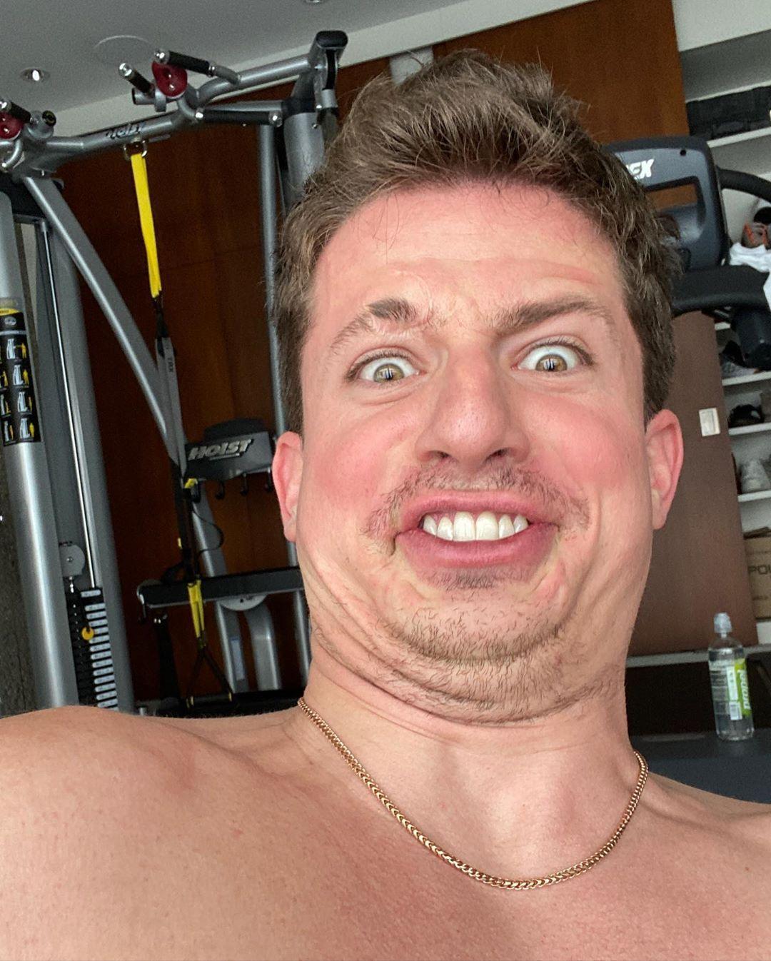 可以分享几个欧美圈的表情包吗?