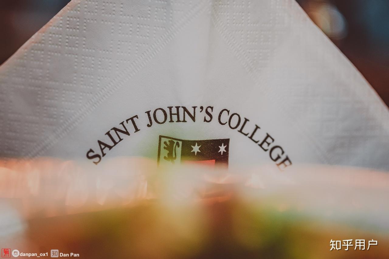 在剑桥大学和牛津大学等知名高校吃正餐formaldinner是一种什么样的