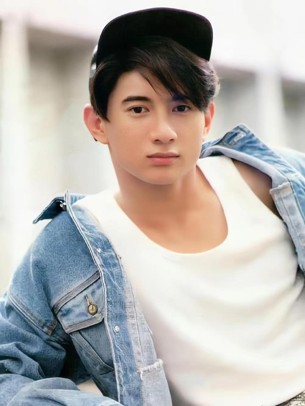 如何评价吴奇隆年轻时的颜值