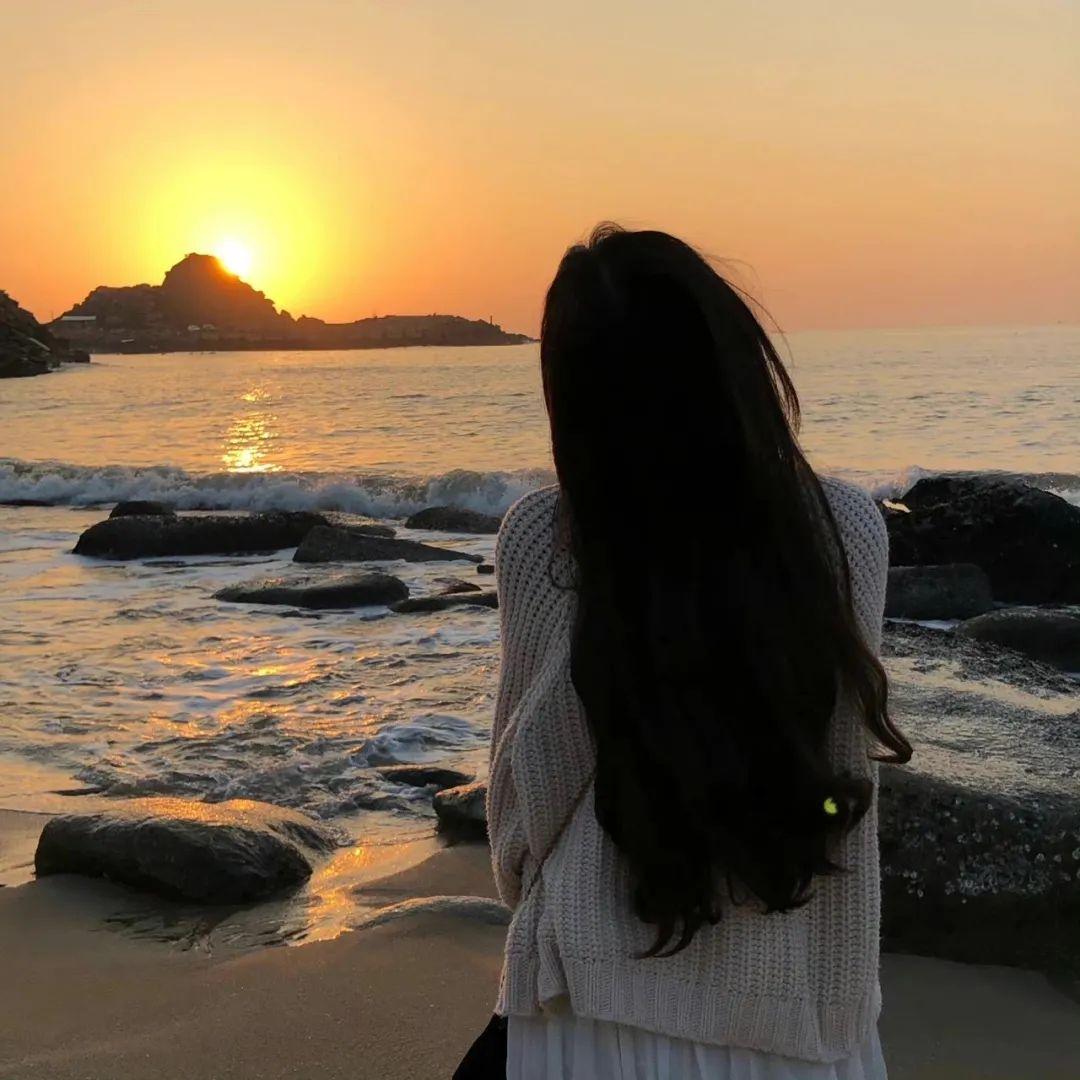 有哪些高逼格的背影头像