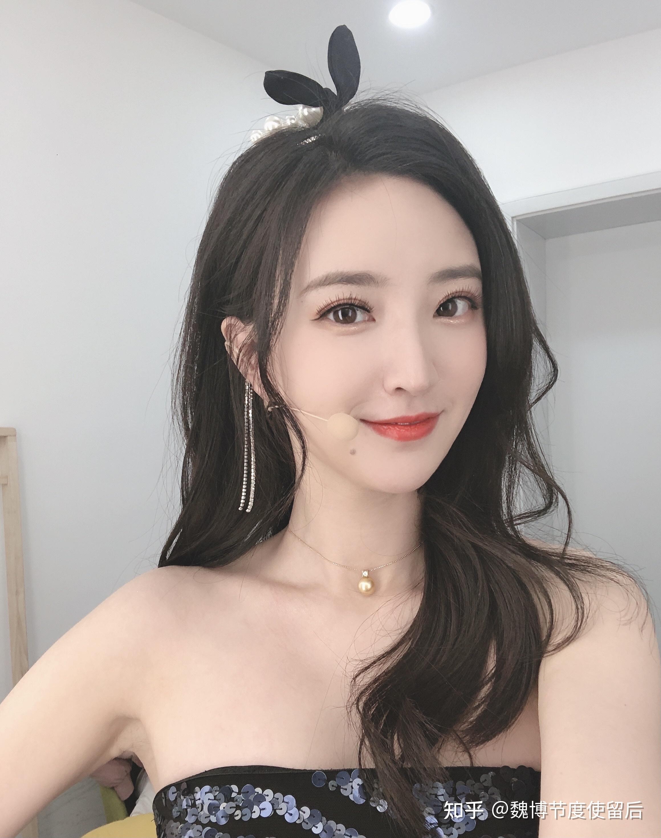 有个漂亮女朋友是种怎样的体验