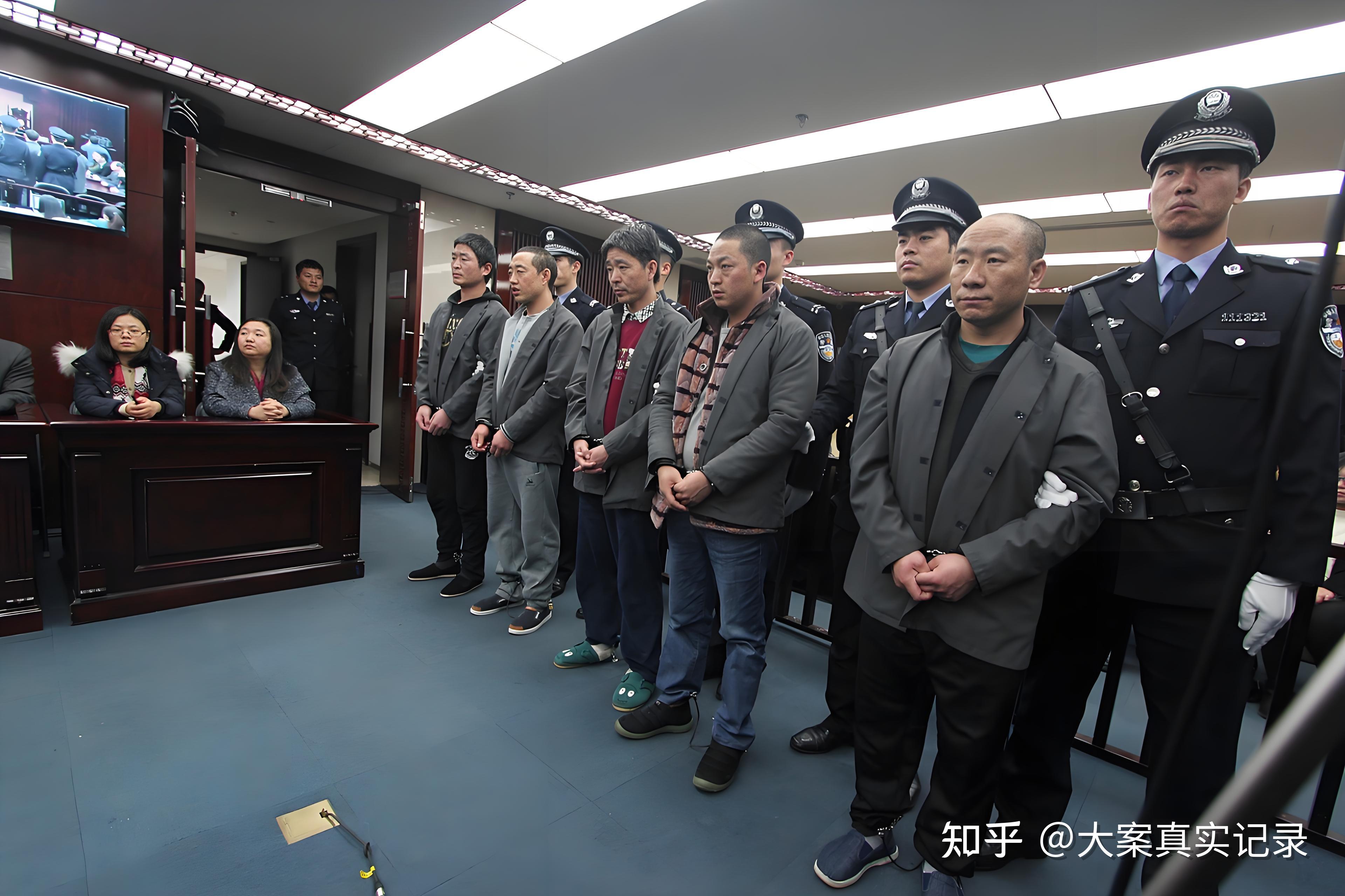 武汉的打黑行动是真的打了很多黑社会吗?