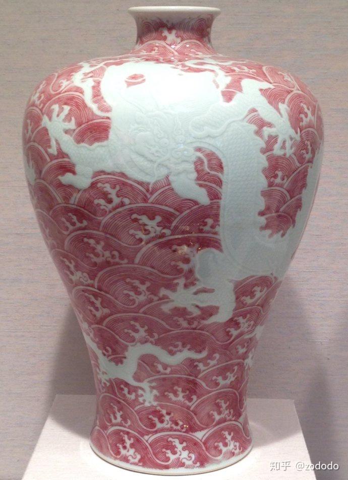 中国美術 瑠璃釉 纏白龍紋 梅瓶 内府 款 時代物(K-XA831) 青磁梅瓶 | 龍泉窯 | 収蔵品詳細 | 作品を知る | 東京富士美術館