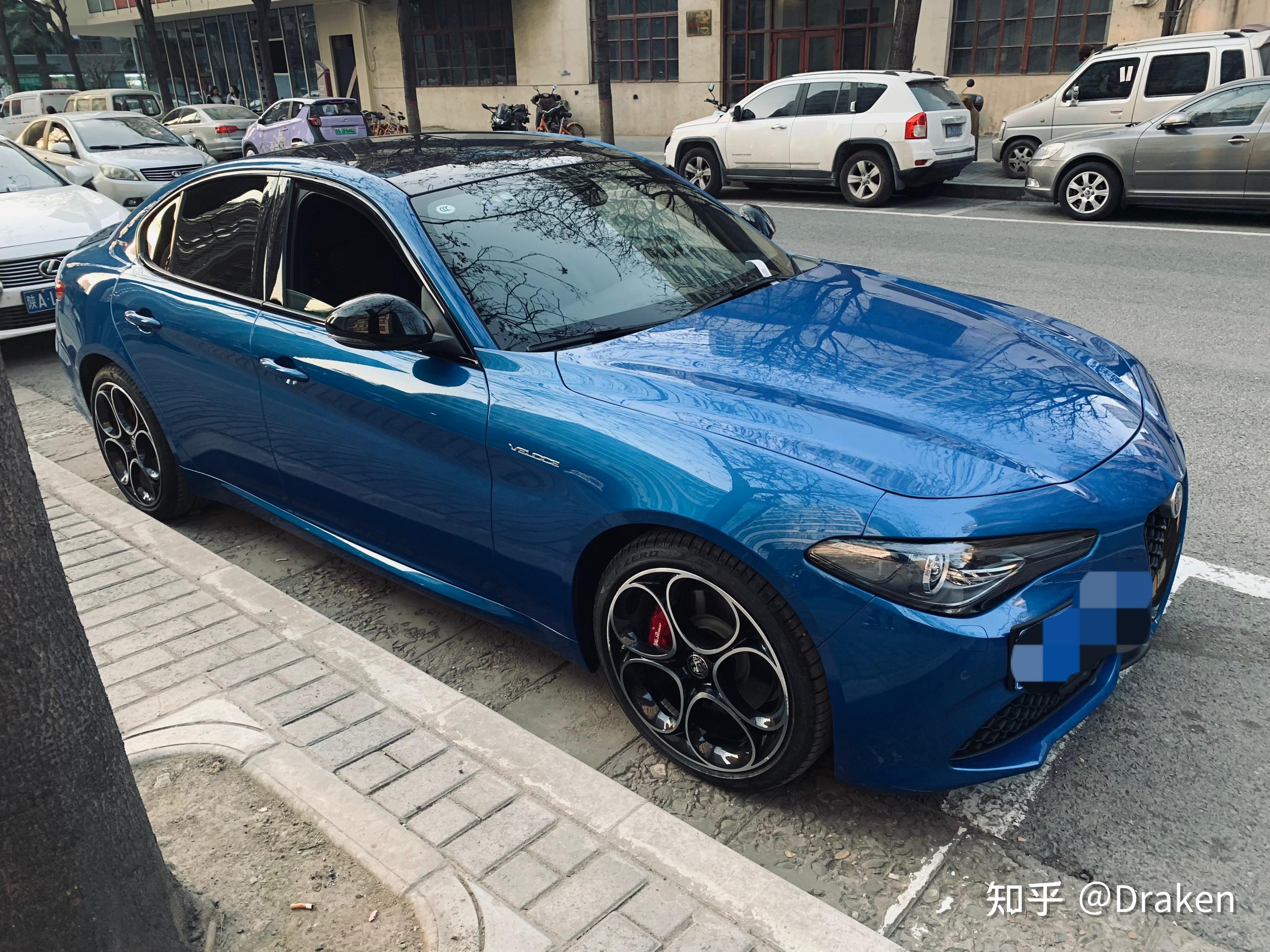 阿罗朱丽叶和宝马330i怎么选