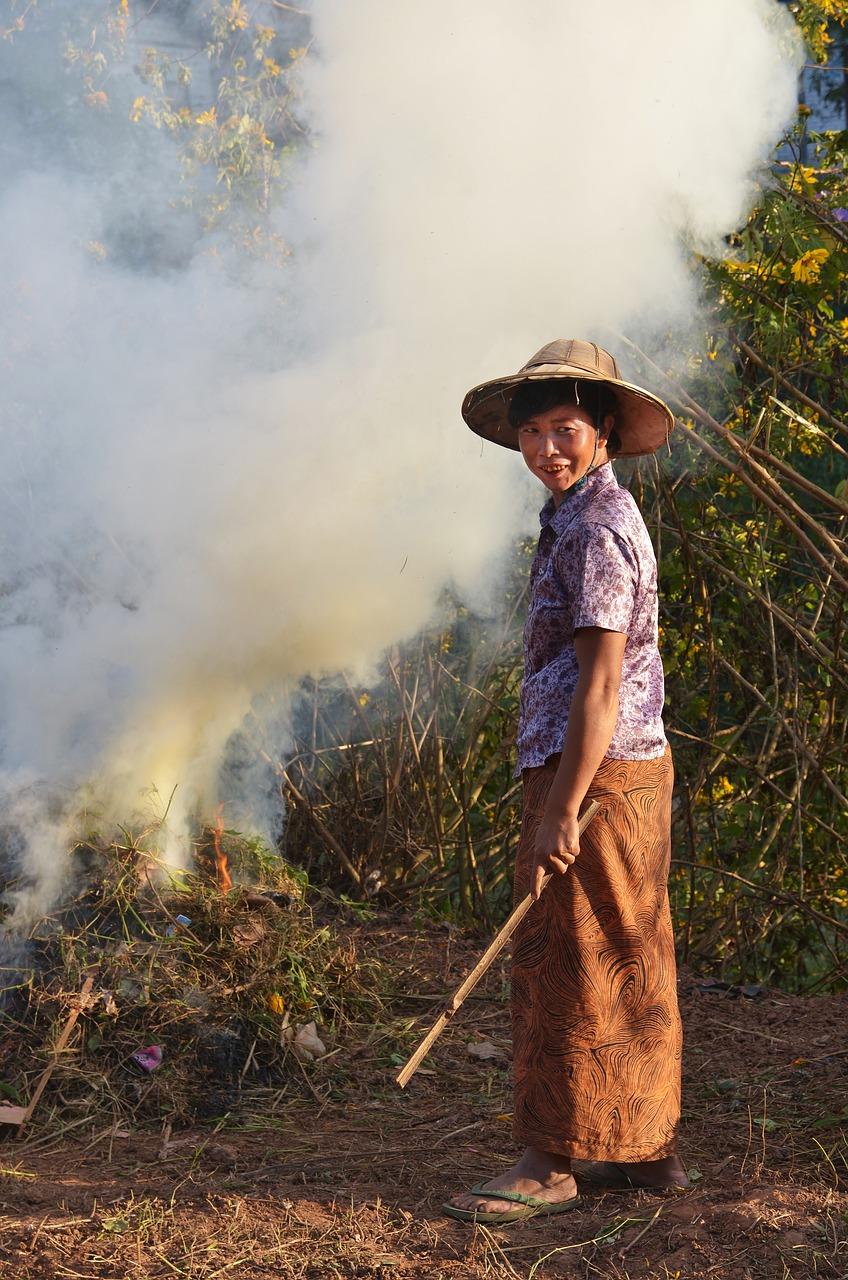 2. 检查烫伤程度