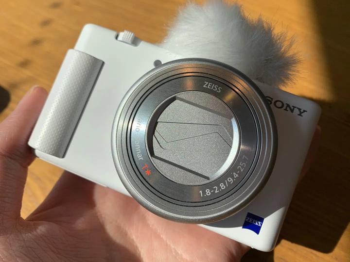 ○シャッター数53回 完動美品！ SONY ZV-E10L α VLOGCAM デジタル