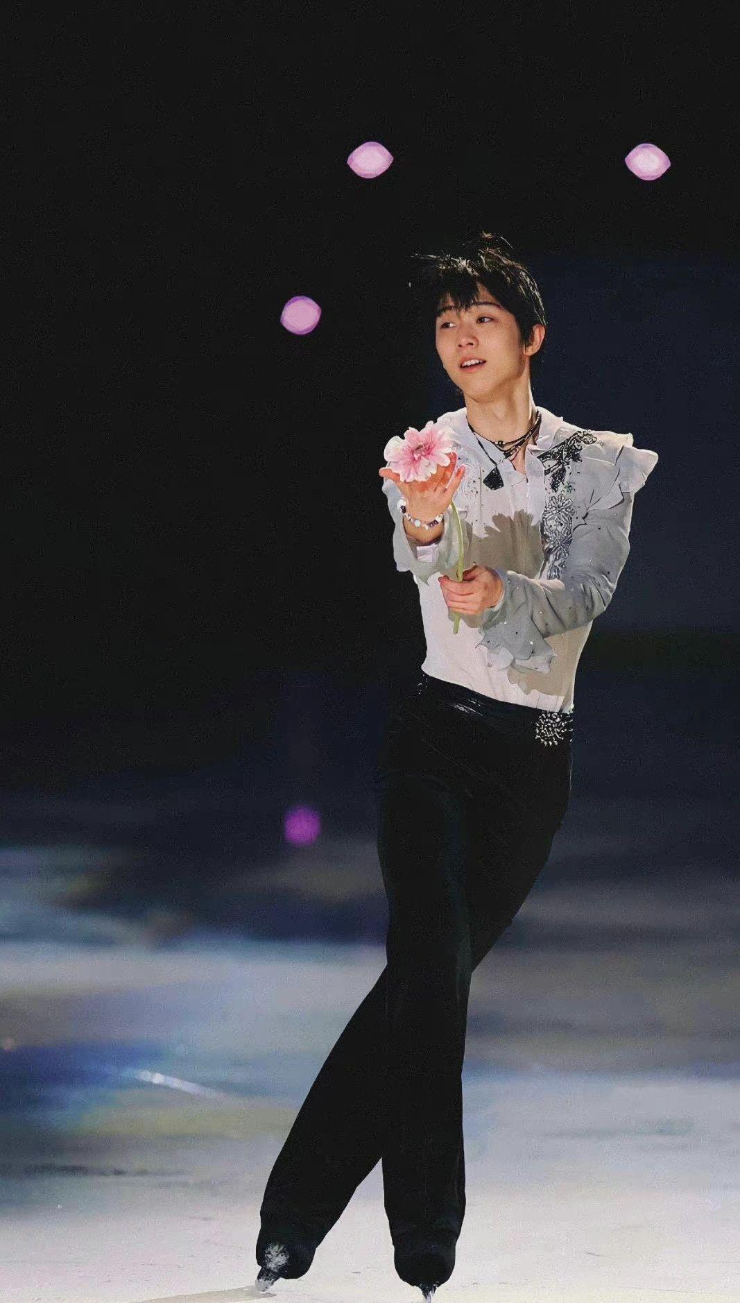 求求各位大佬,有没有羽生结弦高清绝美壁纸啊? - 知乎