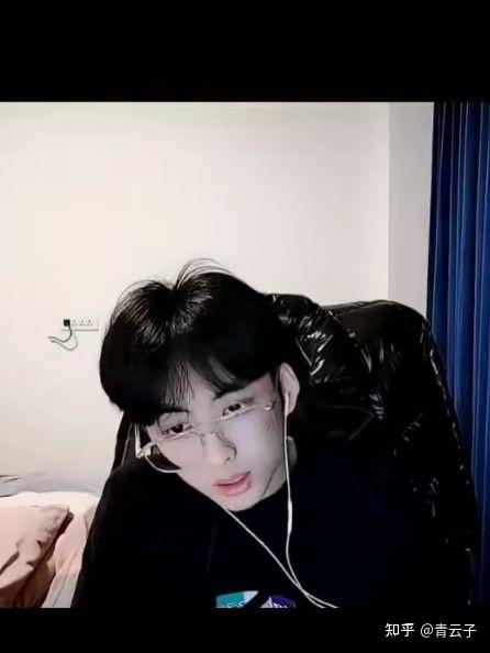 如今98段的夫赖究竟在王者荣耀众多边路中什么水平? - 知乎