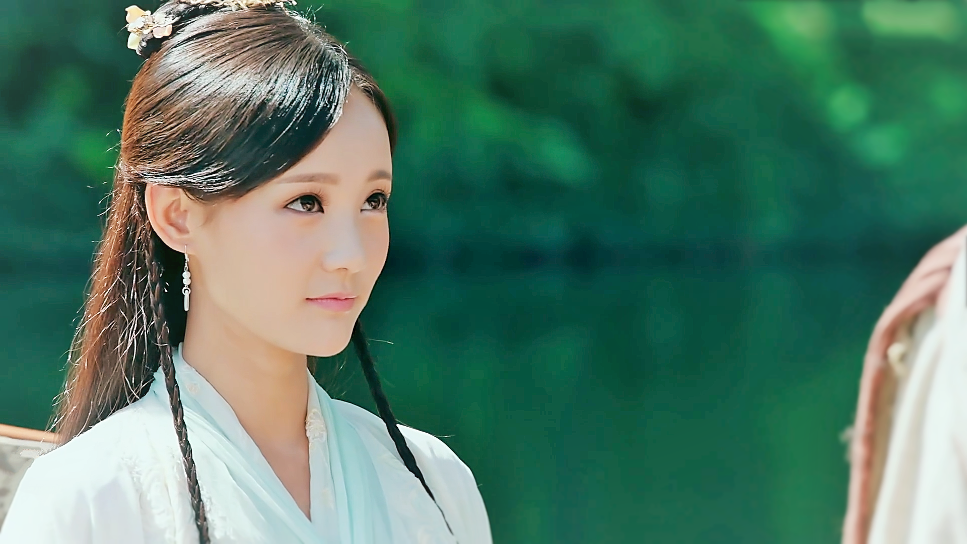 2017版的《射雕英雄传》,李一桐能否超越所谓的翁美玲与朱茵的经典版?