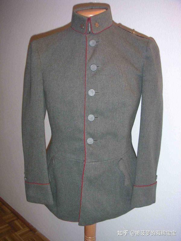 奥匈帝国军服肩上的结绳是做什么用的