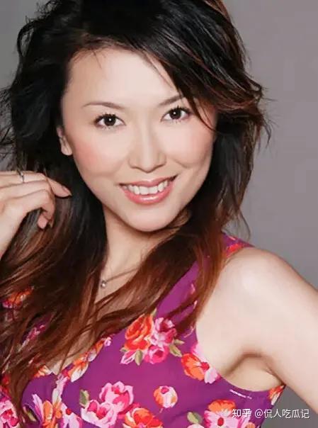 马元:因《血色浪漫》成名,不懂浪漫的他与演员妻子恩爱15年,成了惹人羡的模范夫妻 - 知乎