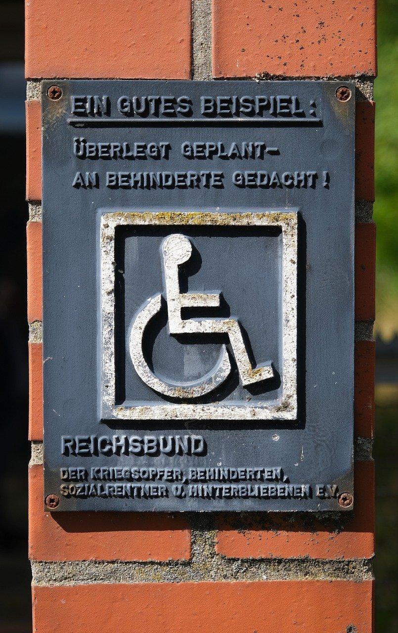 爱心陪伴，共筑希望