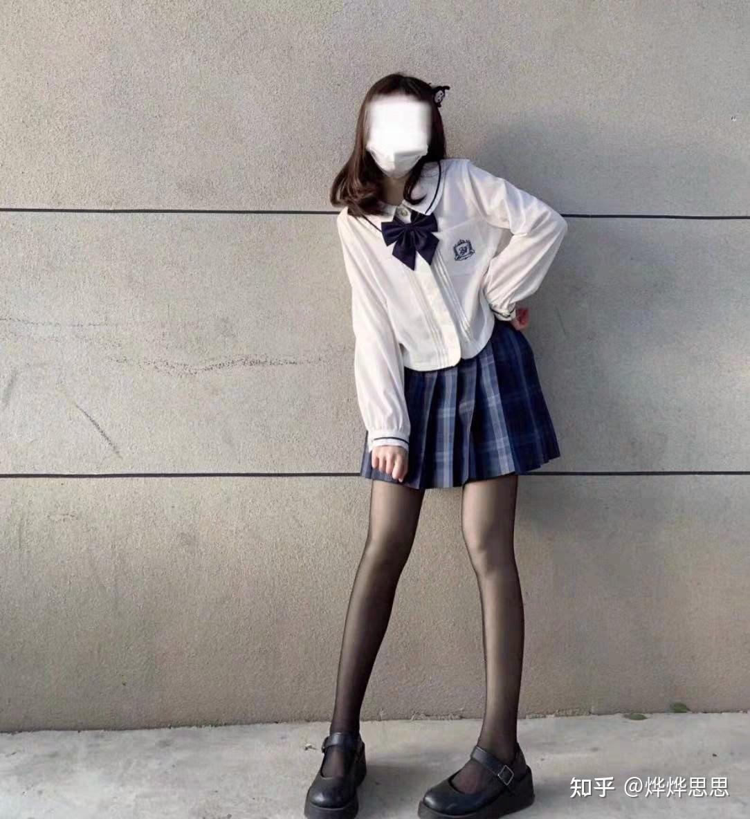 穿jk制服帆布鞋配什么袜子