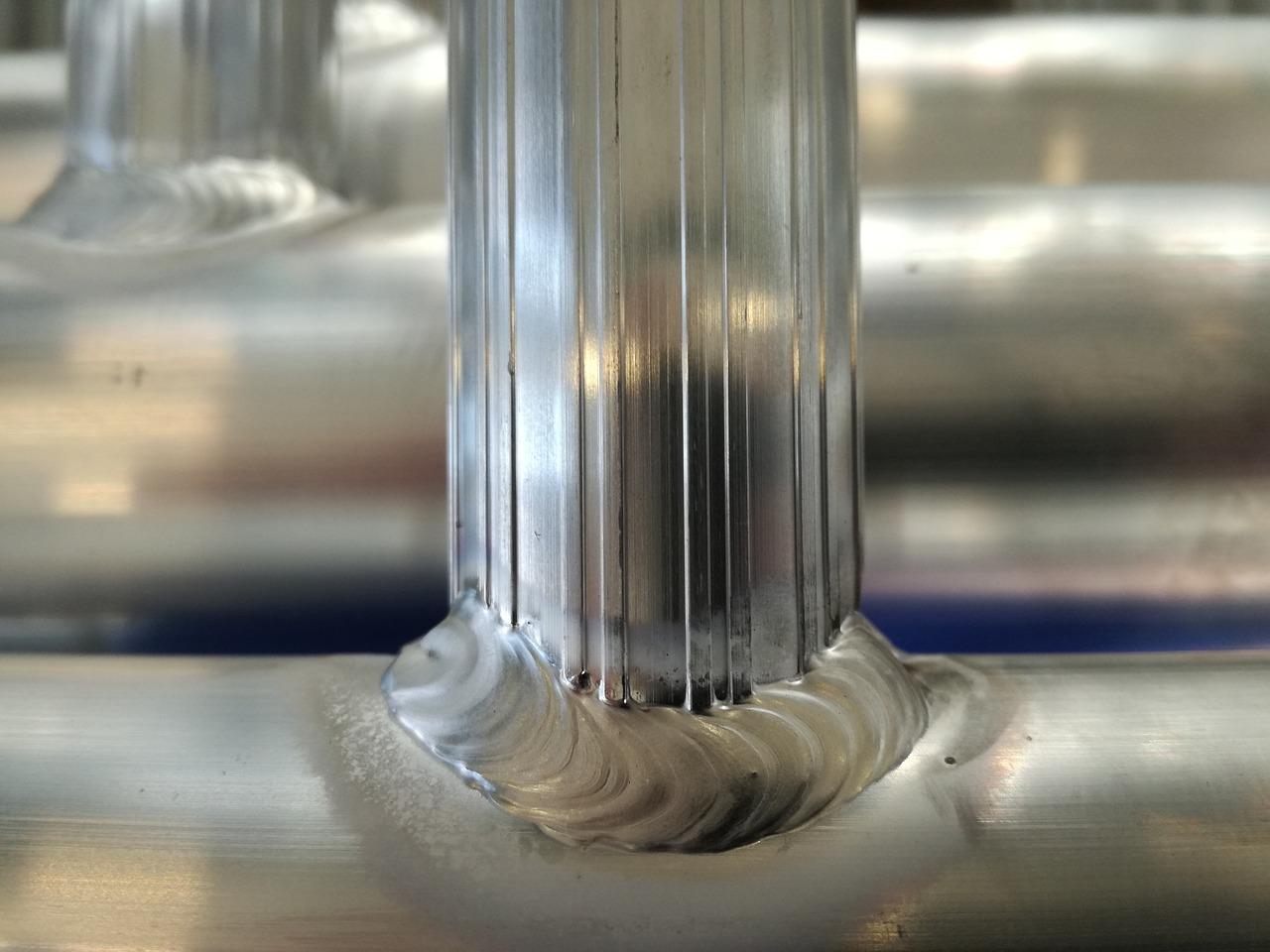 2. 焊缝打磨成本