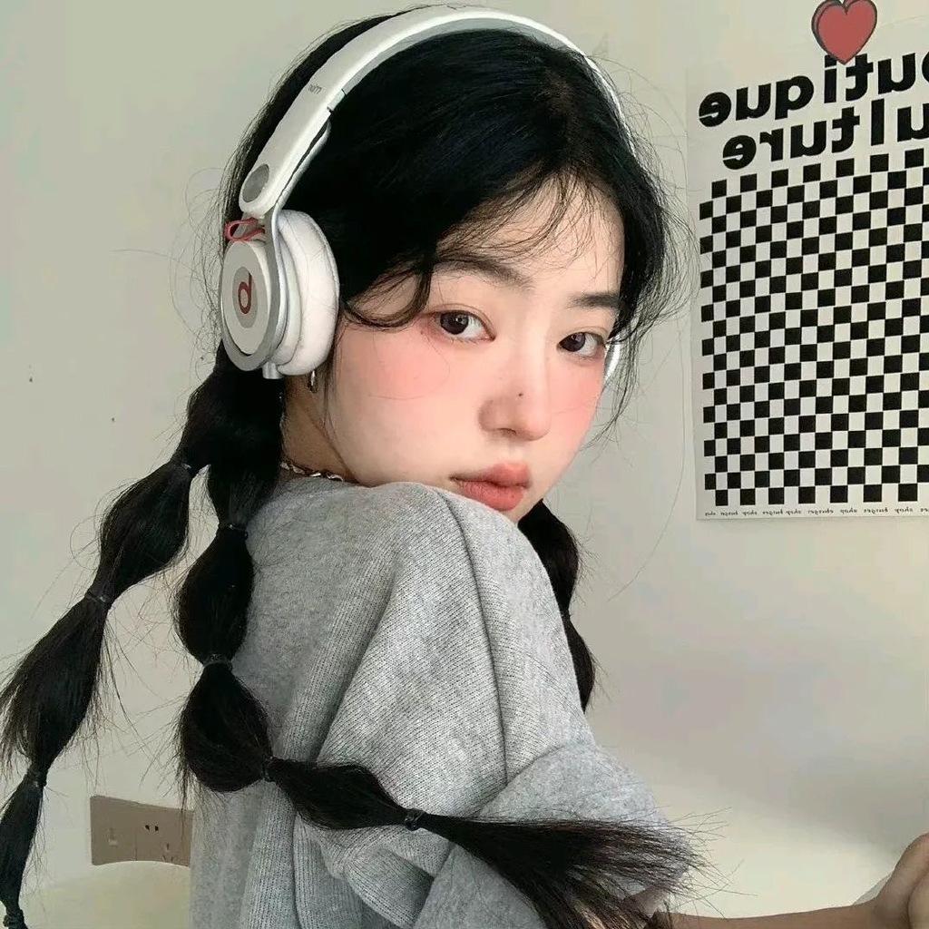 有什么好看,又比较低调的女生头像. - 知乎