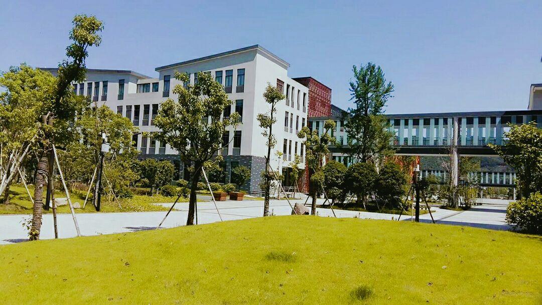 在余姚市梦麟中学读书是一种怎样的体验? - 知乎