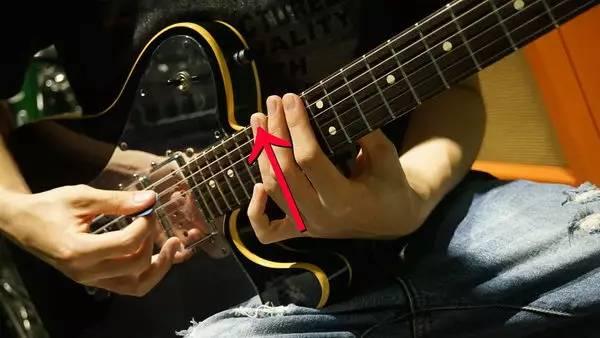 吉他里的古典手型与摇滚手型分别有什么作用如何练习