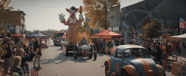 B级重口恐怖片,《玉米地小丑》血浆爆表!