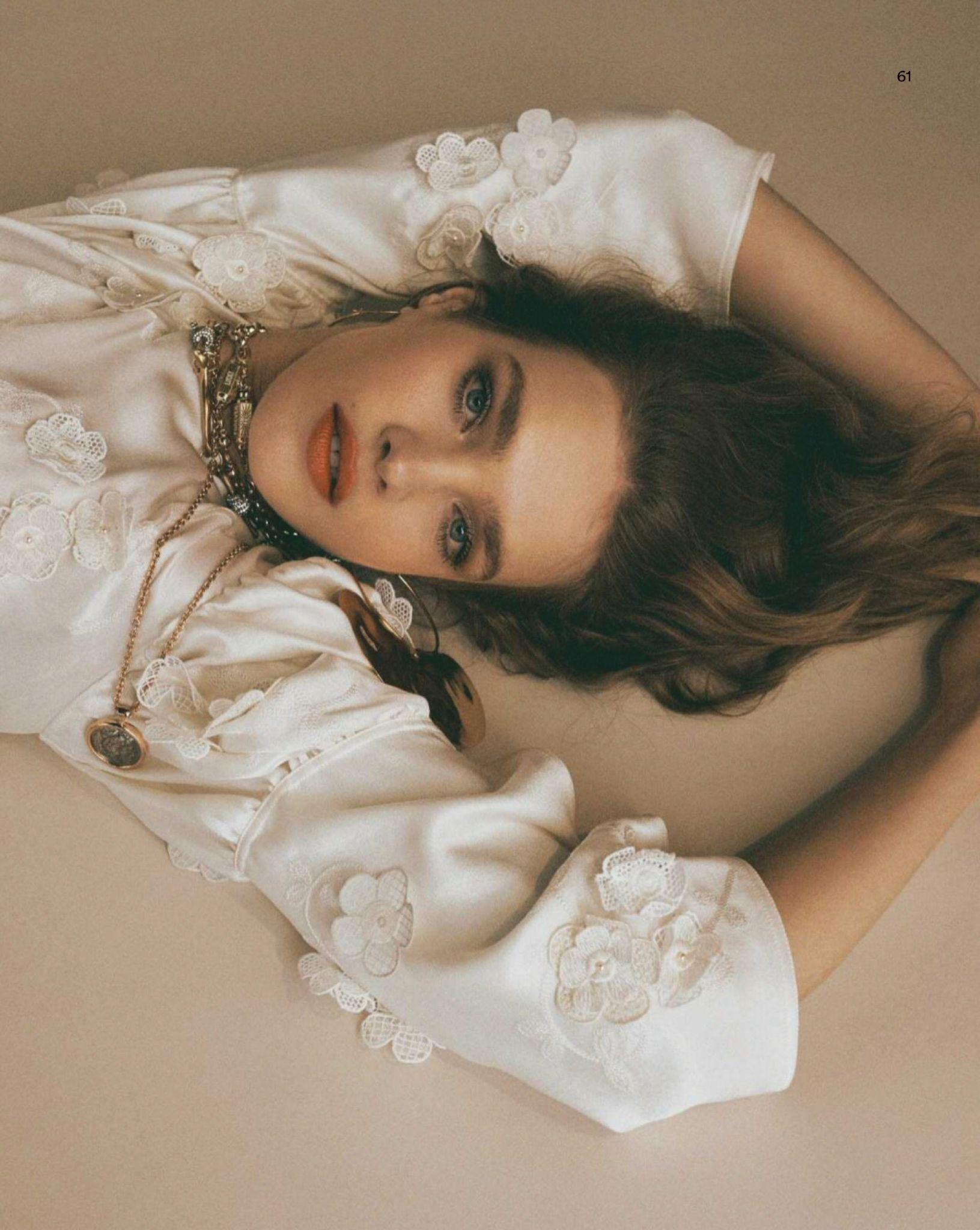 摸着良心说真有人觉得这个俄罗斯超模水果娜好看