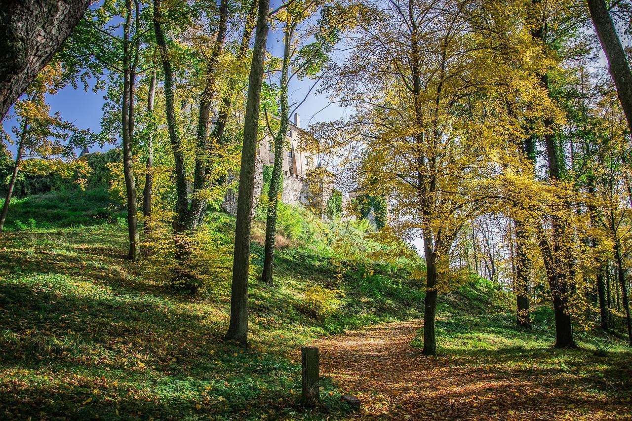 3. 配套设施一览