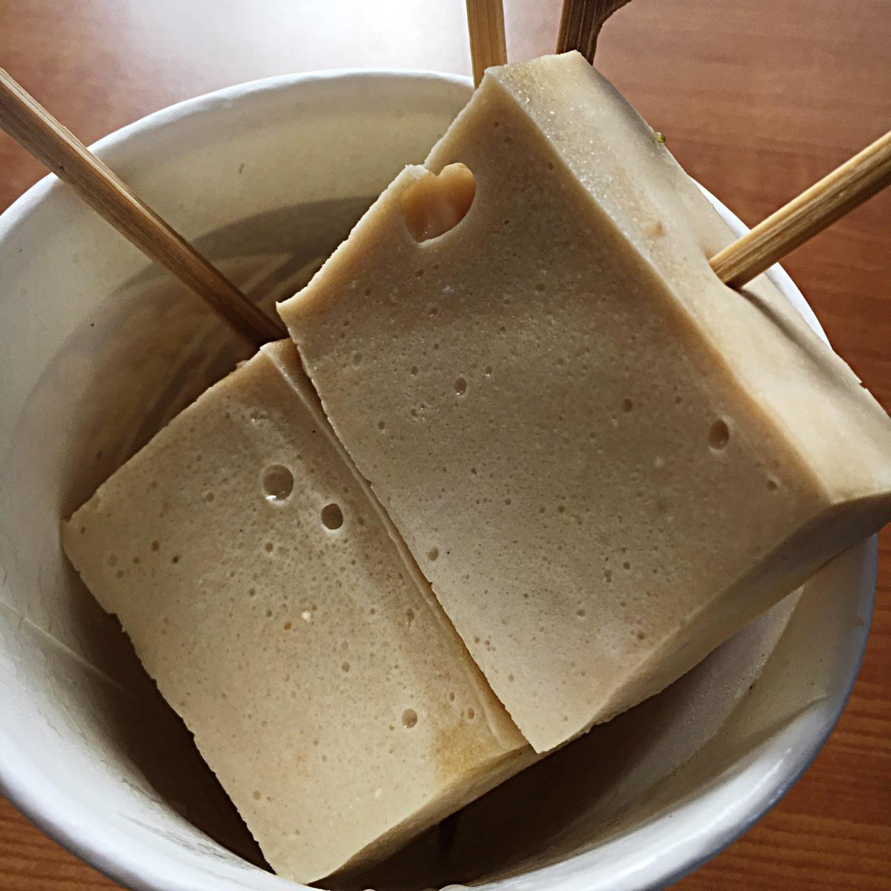 像7-eleven等便利店卖的关东煮中的"御赏豆腐"具体是哪种豆腐? - 知乎