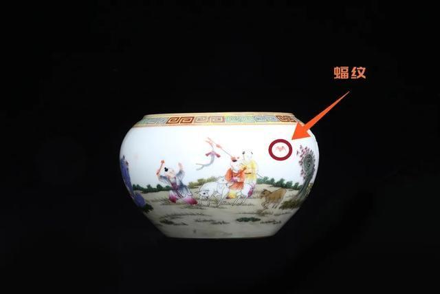 如何通过蝙蝠纹,鉴别清三代瓷器- 知乎 如何通过蝙蝠纹,鉴别清三代瓷器- 知乎