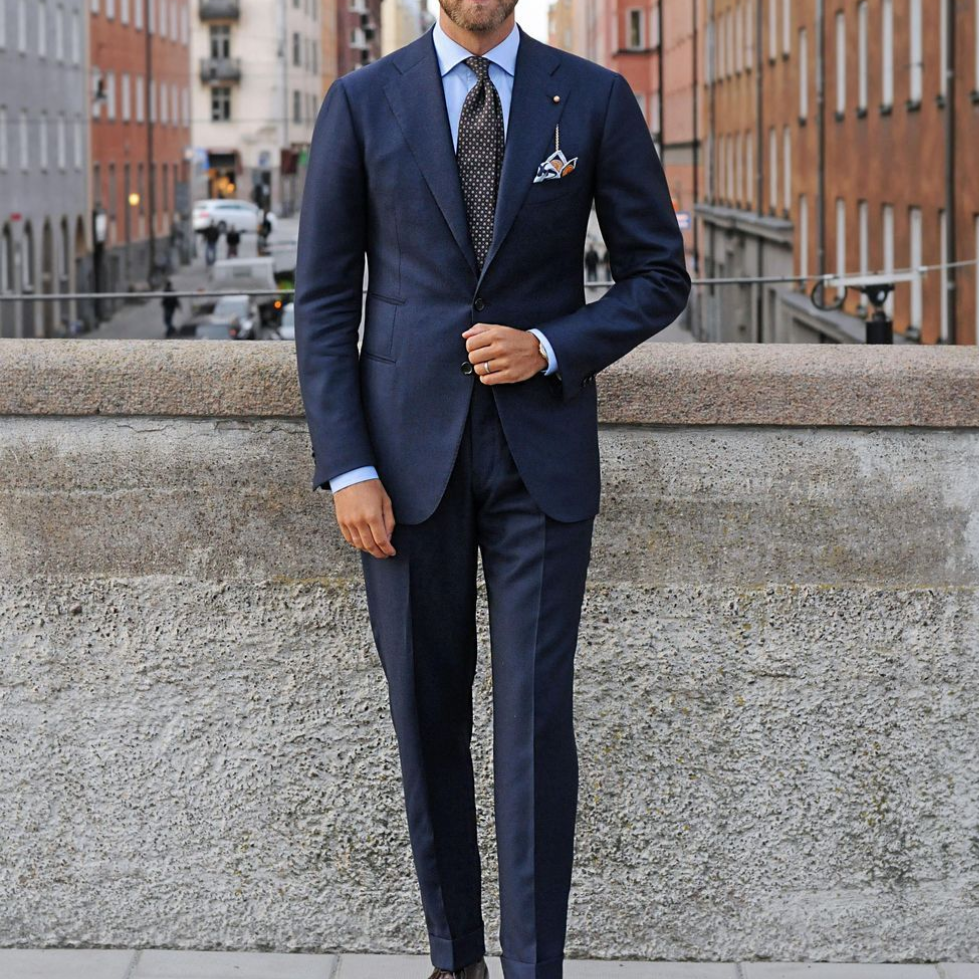 想定制一套西装,选择英式的好还是选择意式的好? - 知乎