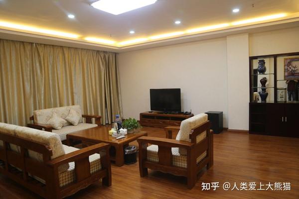 准备从喀什去塔什库尔干自驾游,路途中想在阿克陶县住一晚,有推荐的