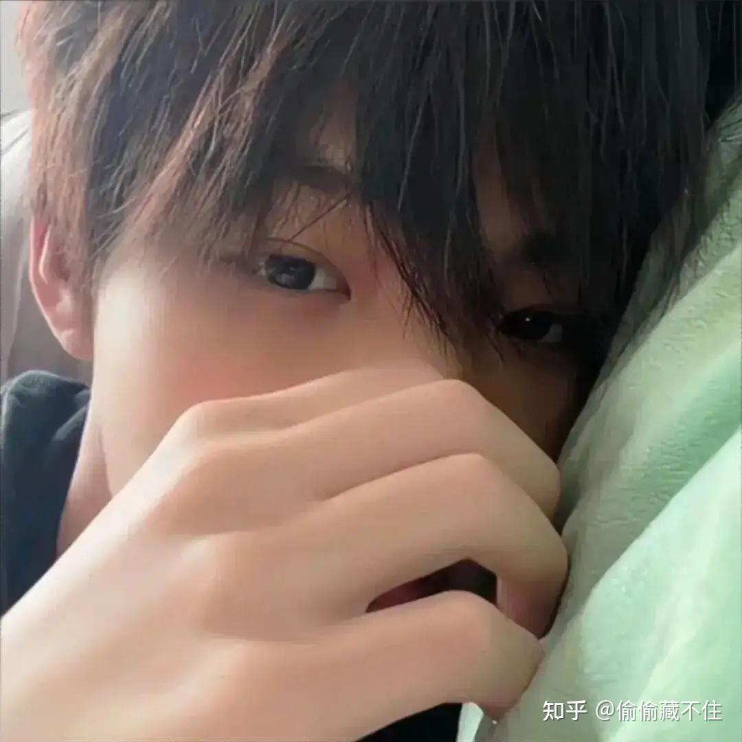 请问有没有又丧又帅气的男头?