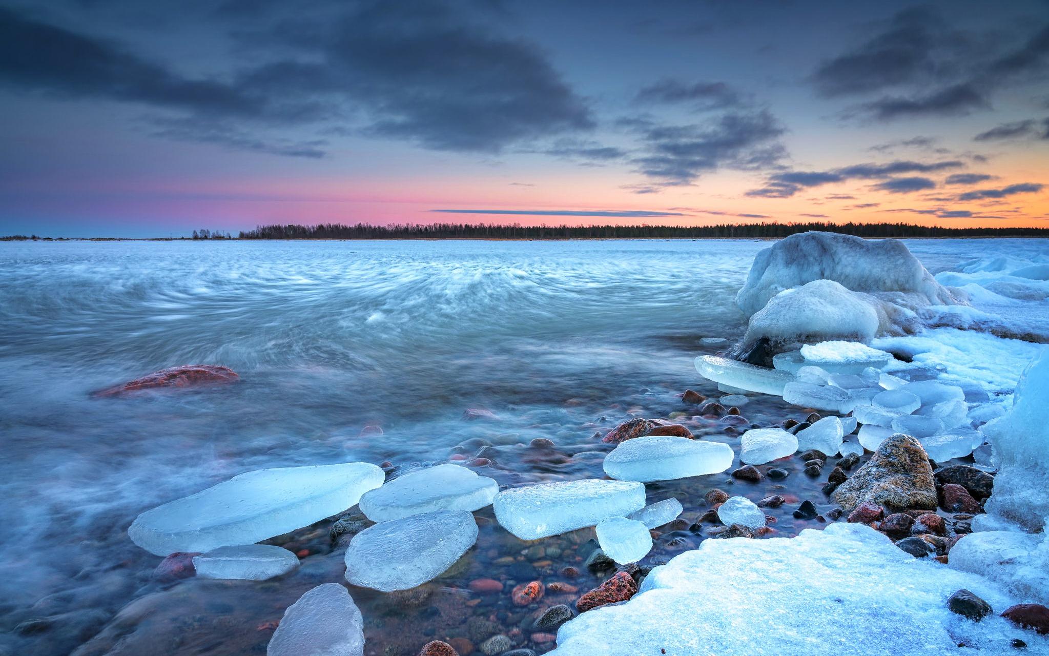 有哪些惊艳到爆炸的手机,电脑壁纸?
