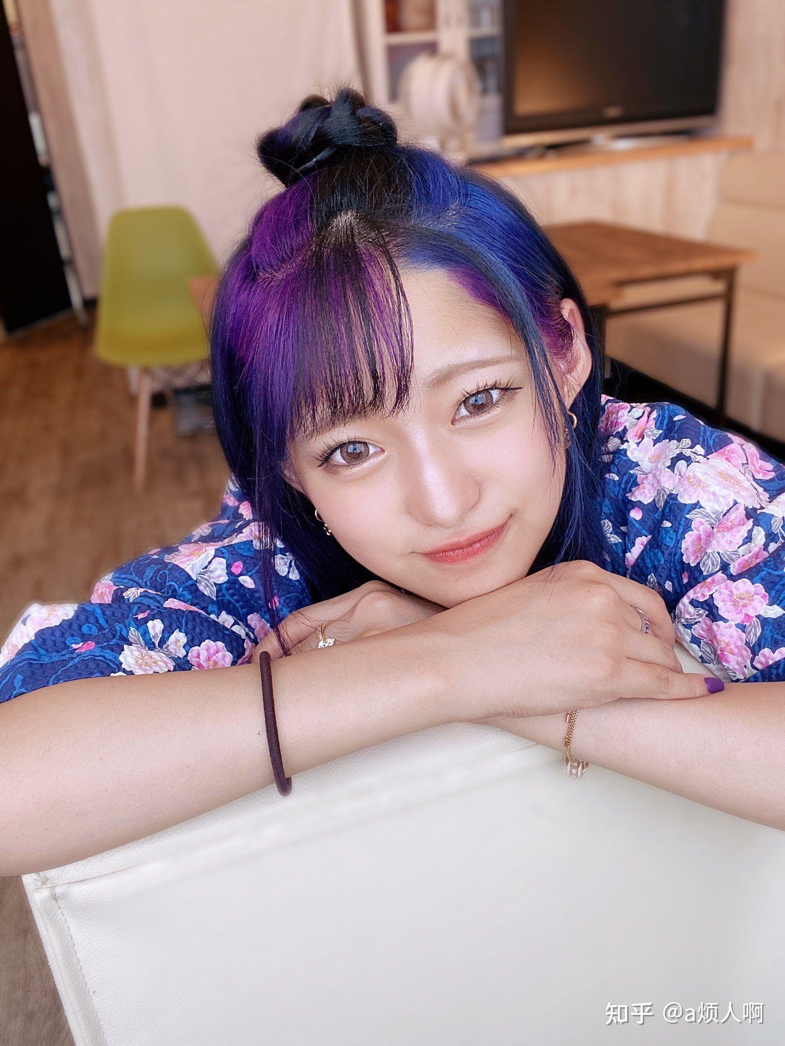 世界上有没有那种充满元气,性格天真,笑容灿烂的可爱女孩啊?