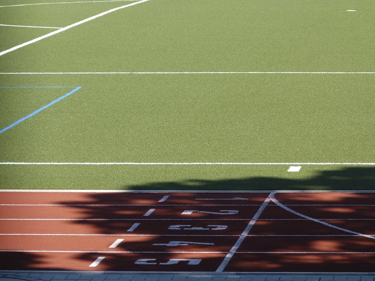 西渡哪里有篮球场