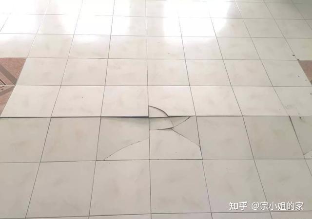 装修了7年的家，瓷砖破损严重，别急着换新的，试过5种方法再说 - 知乎