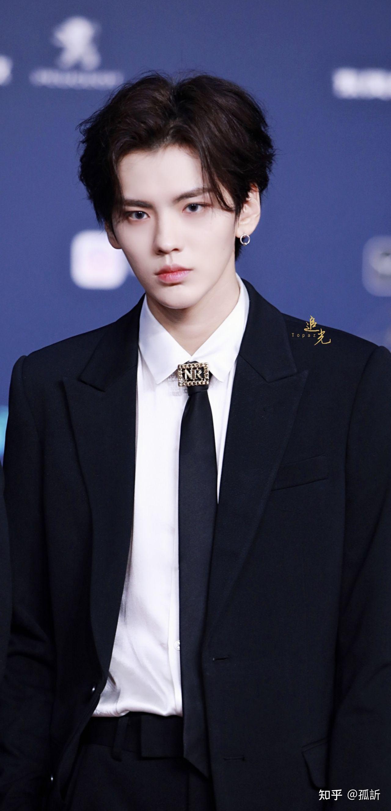 你们学校的校草帅到什么程度