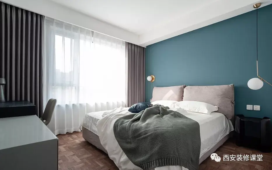 装修墙用墙布好还是用扣板好_卧室灰色墙布好看吗_卧室用什么墙布好