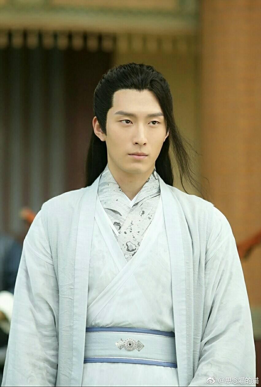 窦骁的美图或搞怪图有哪些?-窦骁帅照