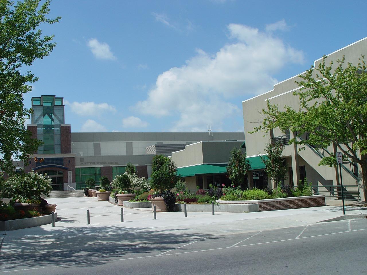 世茂首府属于什么街道