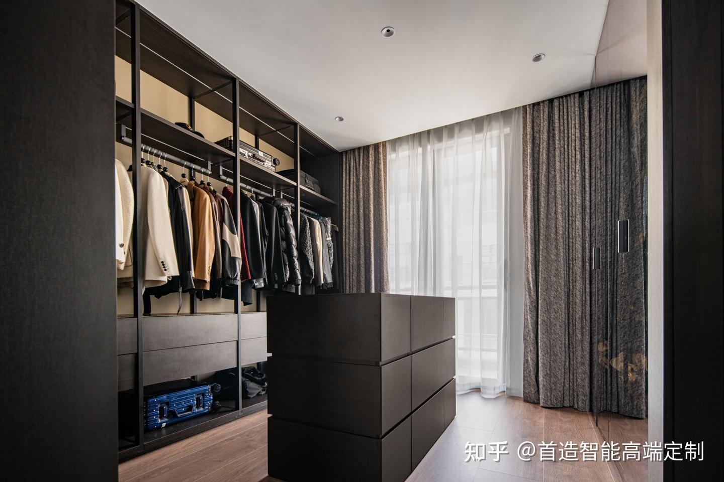 装修攻略丨衣帽间怎么设计更好看？26套案例直接抄作业！ - 知乎