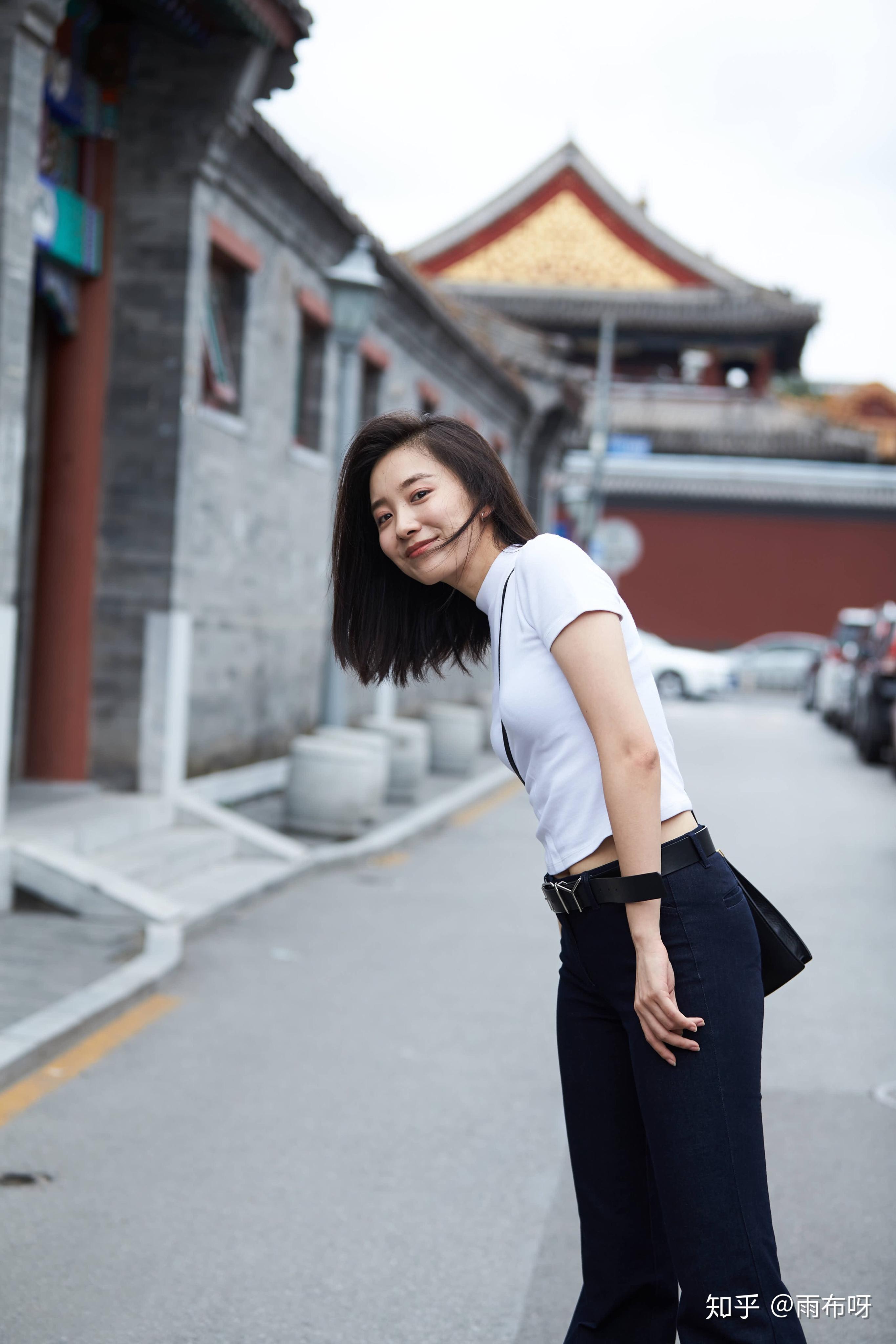 如何评价女演员朱颜曼滋