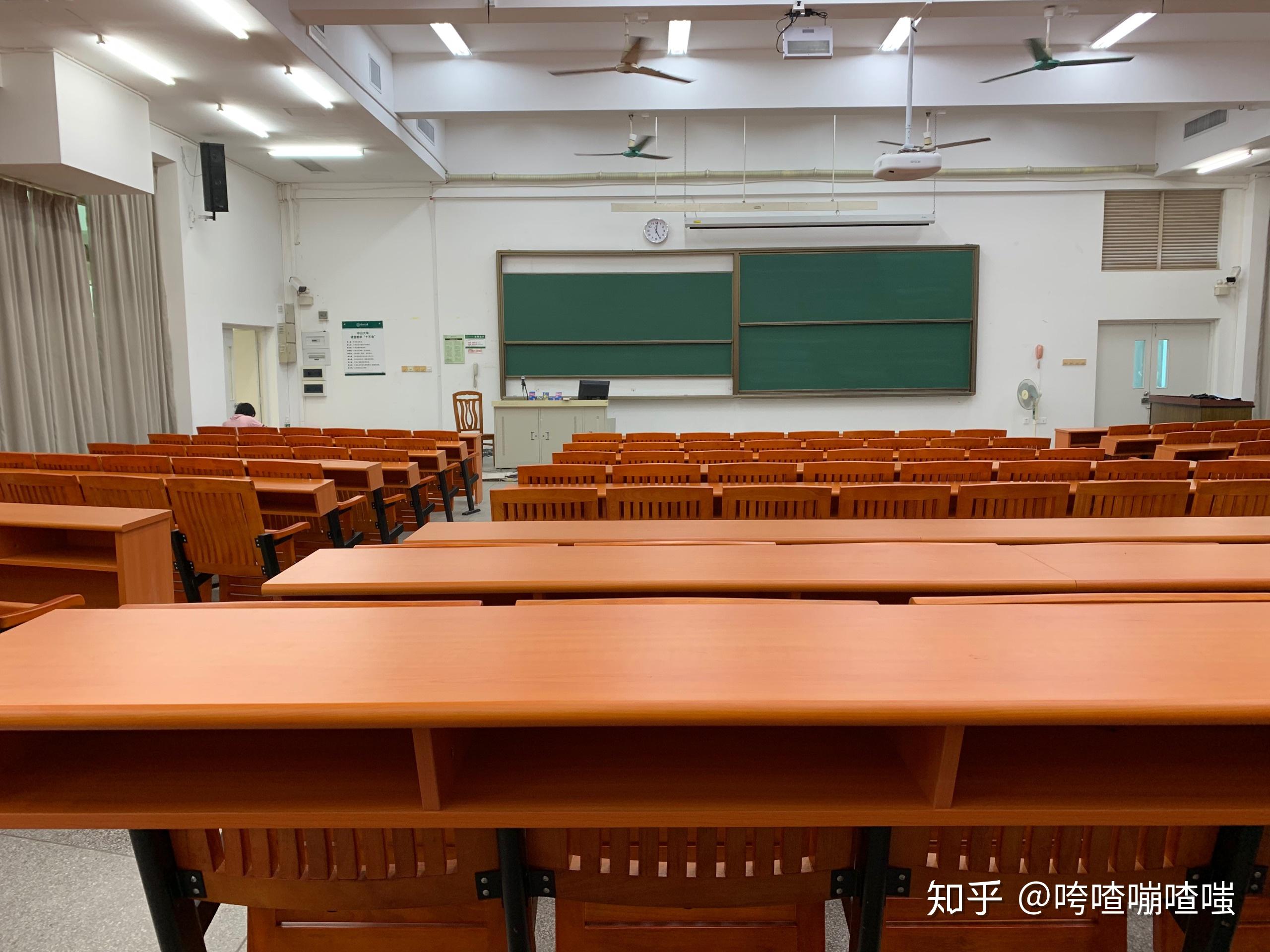 在中山大学珠海校区就读什么体验,主要是学习方面,不需要过多讲生活