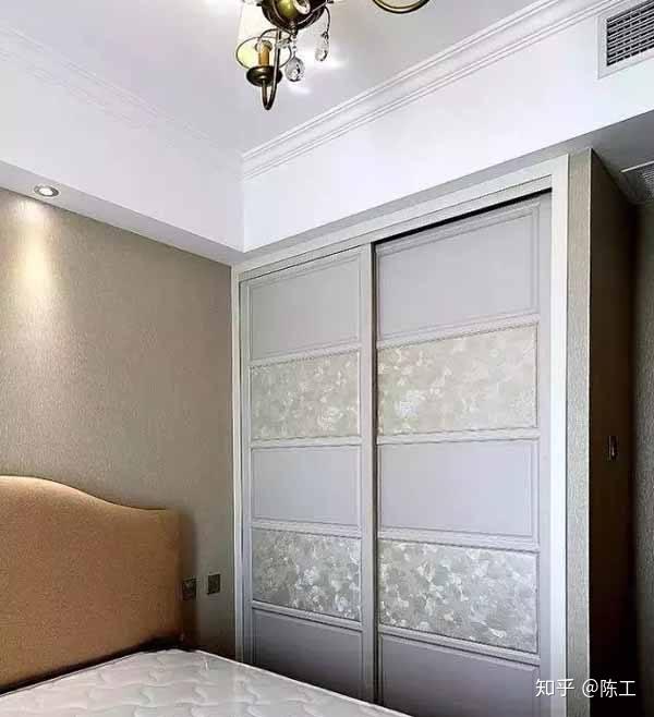 装修求建议想做个假墙把衣柜隐藏起来有什么建议吗