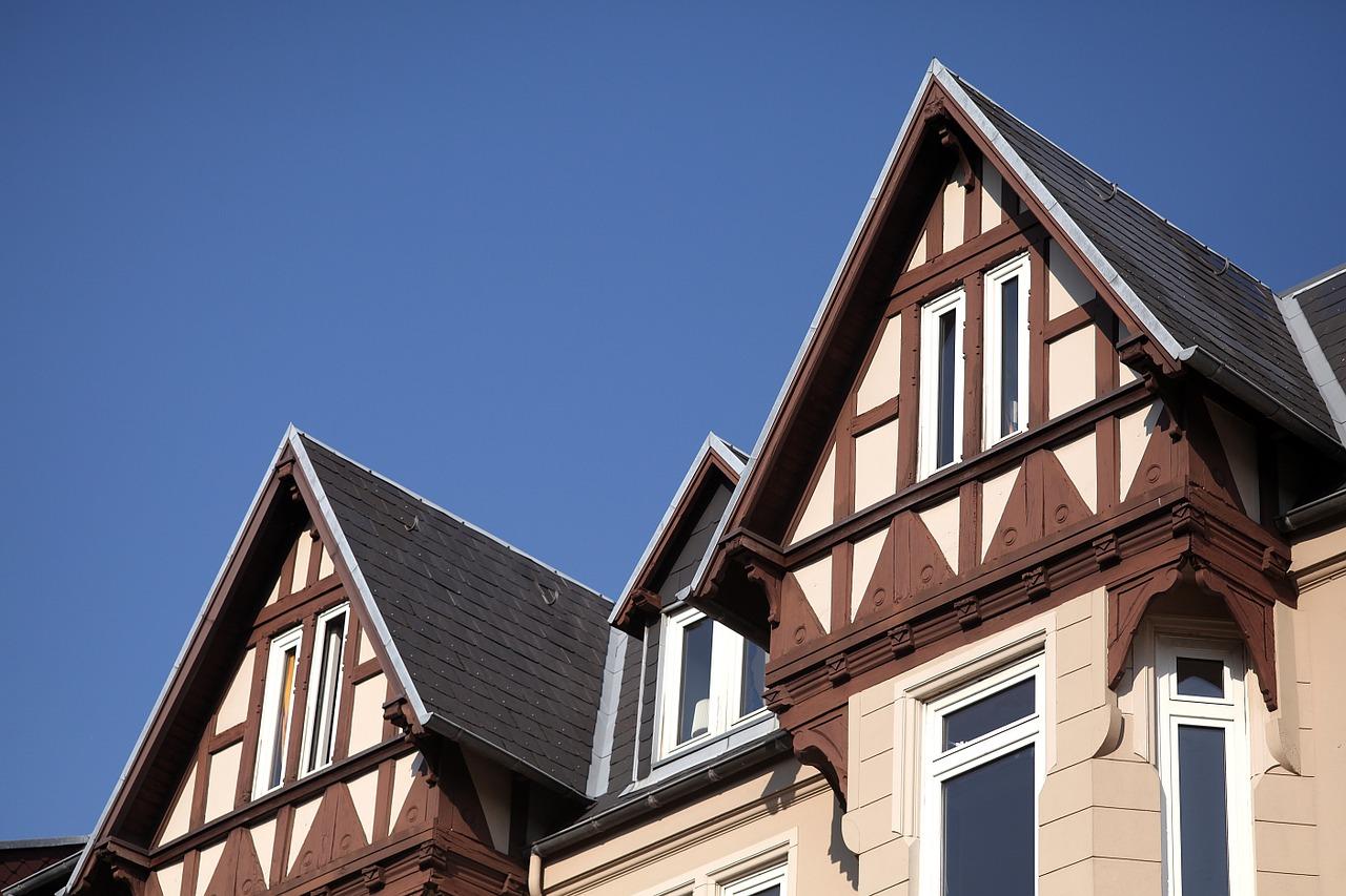 弧形压顶如何施工