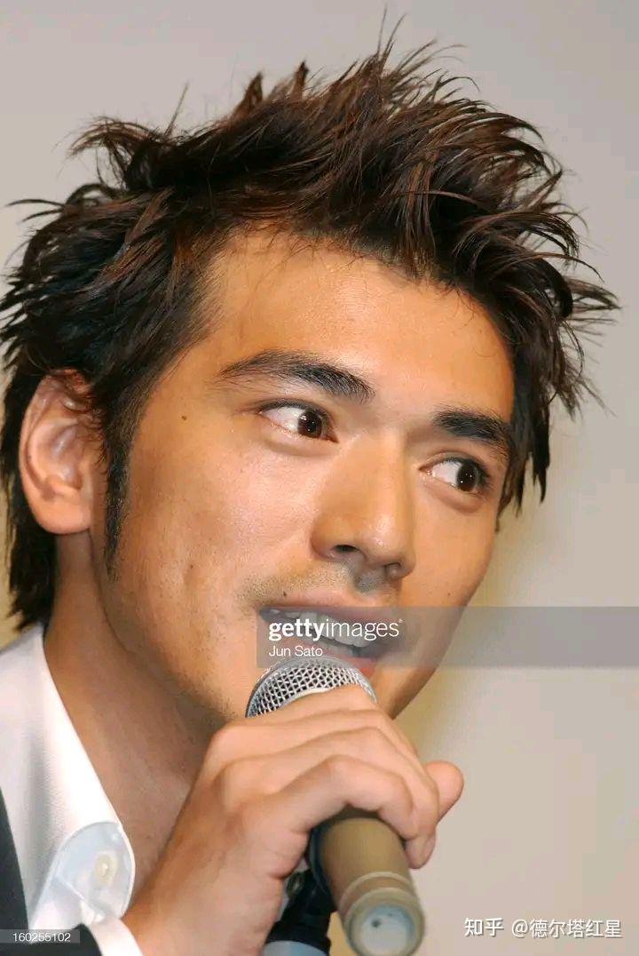 金城武的双眼皮是谁割的好厉害真的