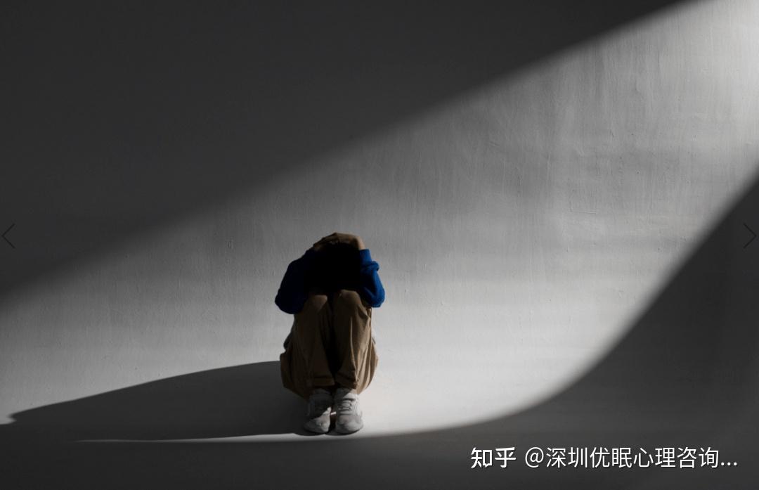 拒绝内耗，直接发疯丨走红的“发疯文学”发的到底是什么“疯”？ - 知乎