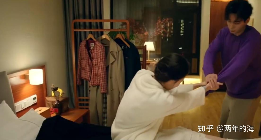 《突然的喜欢》第8-9集预告:林欢儿强吻高海明,跟没分掉的男朋友区晓觉的关系也爆雷了 - 知乎