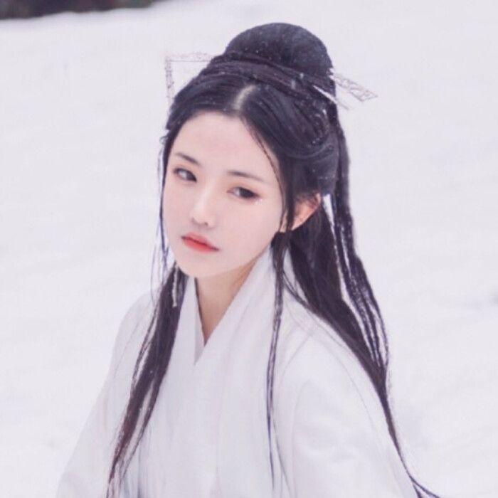 有无仙气一点的古风真人女生头像