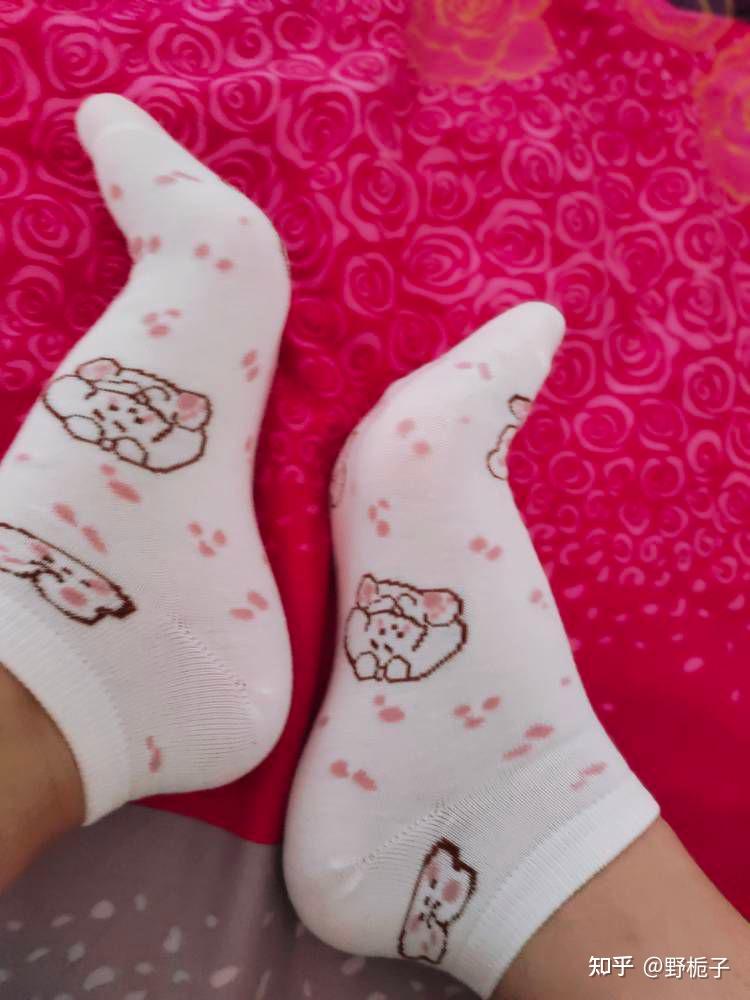 女生穿短白袜有多好看