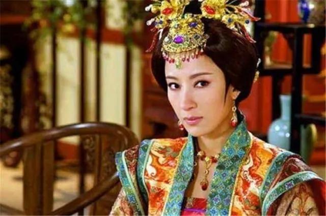 万贞儿:小小侍女进掌六宫,智慧与手腕谁敢不服 - 知乎